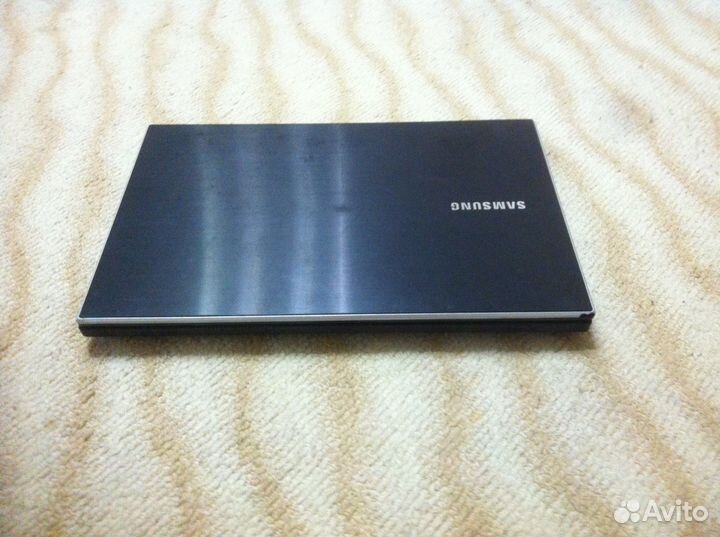 Ноутбук Samsung