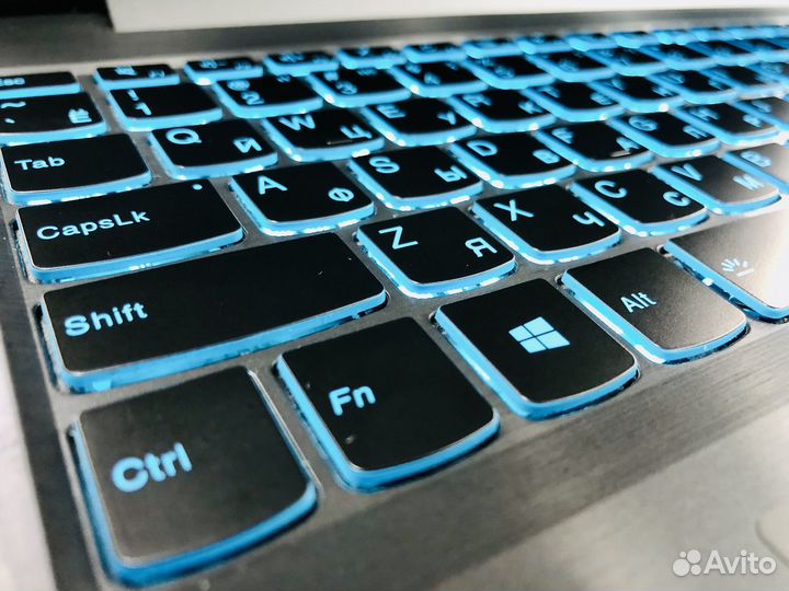 Игровой Lenovo 15,6/FHD/i5/16Gb/1050/SSD/Гарантия