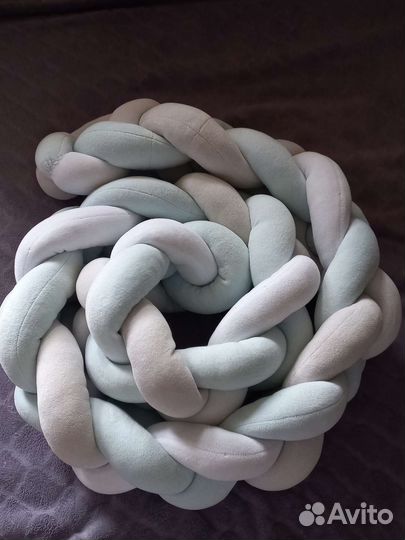 Бортики в детскую кроватку косичка