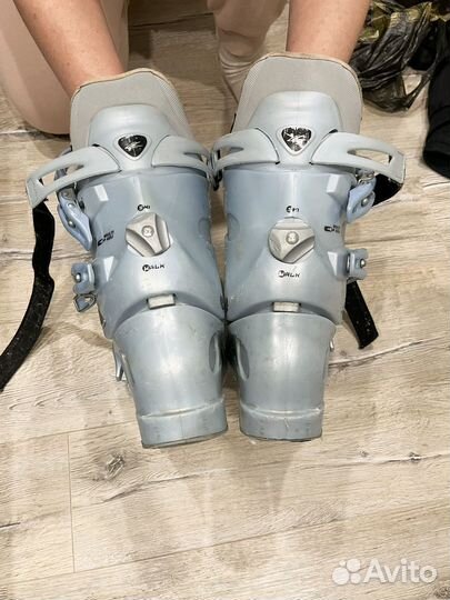 Горнолыжные ботинки