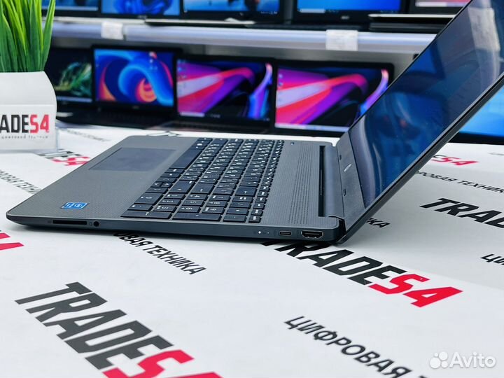 Ноутбук HP 15.6