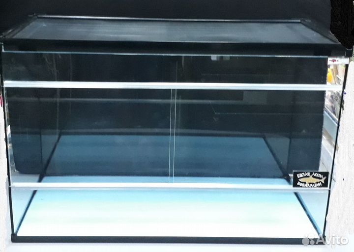 Террариумы в наличии и под заказ