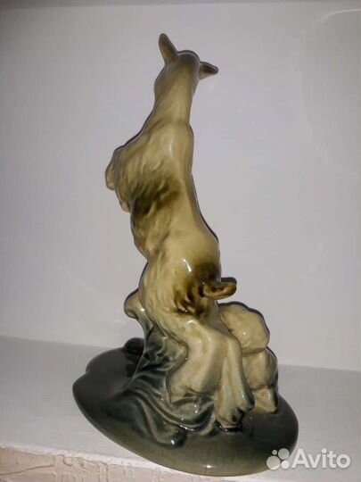 Статуэтка Козлёнок с собакой
