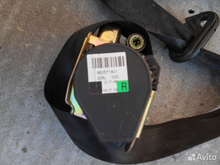 Ремень безопасности 560571801 Audi A6 C5 Ауди А6