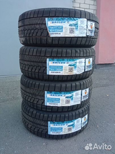 Sailun Ice Blazer Arctic 235/45 R18 98H