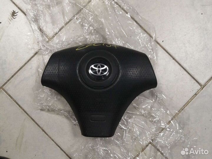 Подушка безопасности водителя Тойота Селика ZZT23#