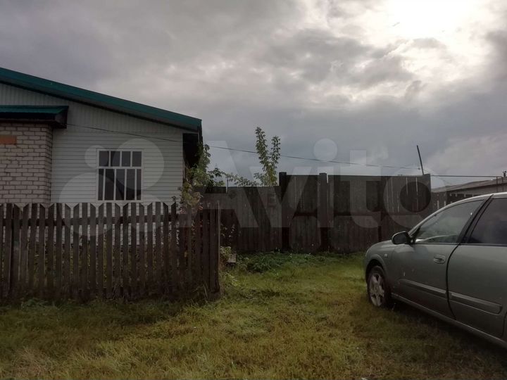 Дом 176,8 м² на участке 16 сот.