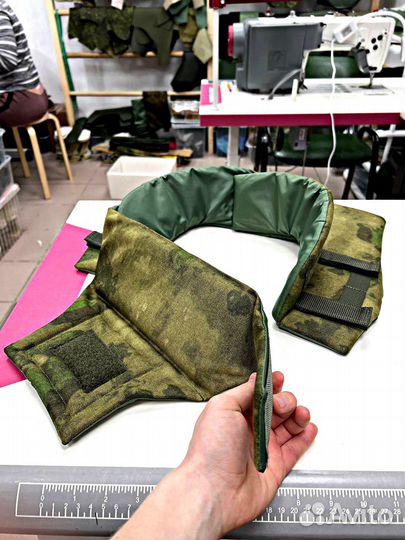 Защита для шеи с защитой 24 слоя цвета мох