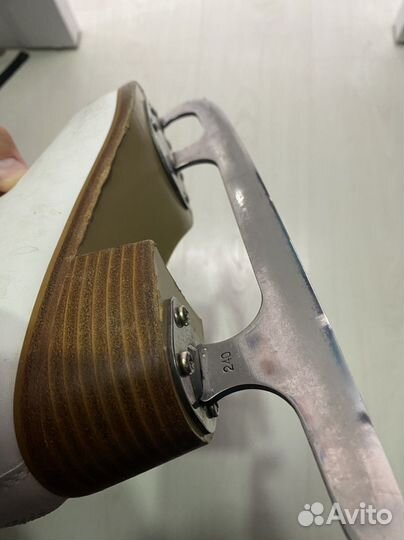 Коньки фигурные женские E38 размер