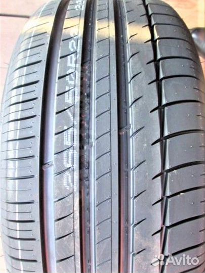 Triangle Sports TH201 255/35 R18