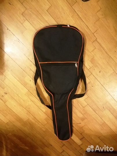 Чехол на гитару