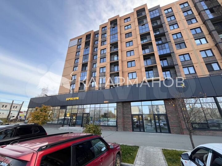 Аренда на первой линии, 144м²