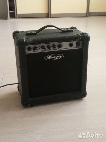 Гитарный комбоусилитель leem