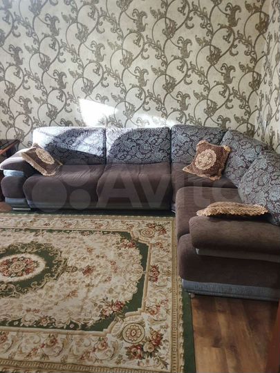 2-к. квартира, 65 м², 1/9 эт.