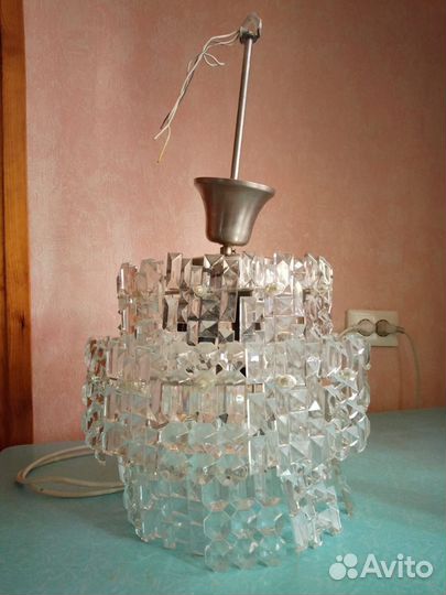 Люстра подвесная потолочная (2 штуки)