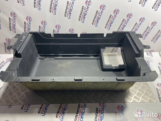 Пол багажника (пластик) Pajero 3