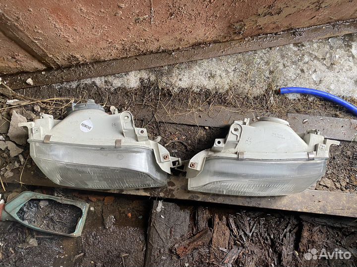 Комплект фар toyota caldina koito (оригинал)