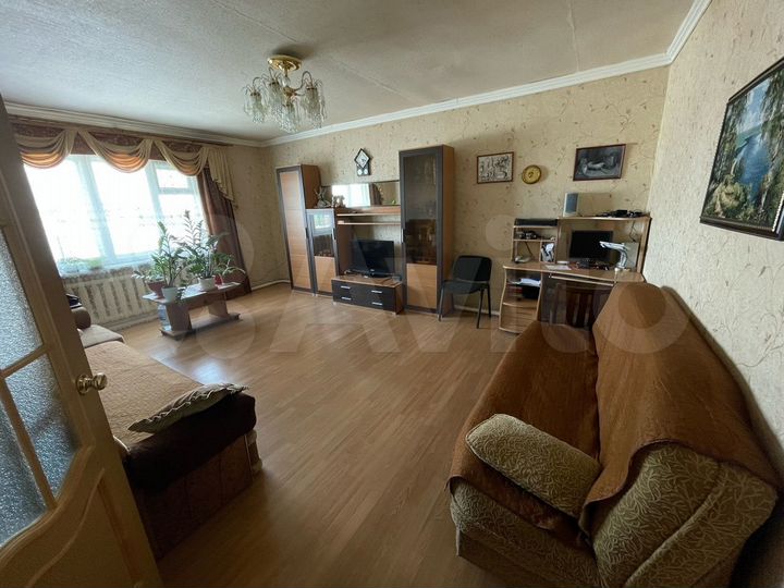 Дом 192 м² на участке 9 сот.
