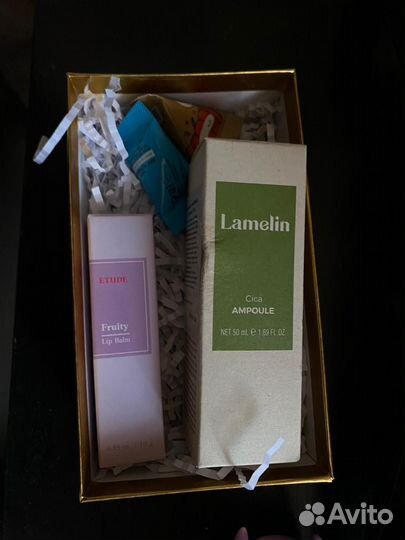 Подарочный набор уходовой косметики для женщины