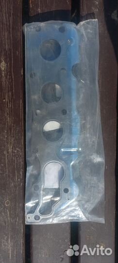 Прокладка выпускного коллектора Mazda CX-7