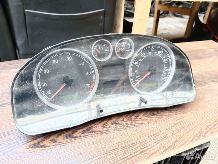 Щиток приборов для VW Passat b5 b5+ 3B0920925B