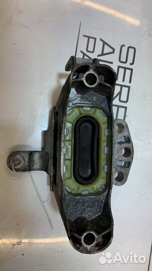 Подушка правая Chevrolet Cruze J300 F16D4 1.6 2010