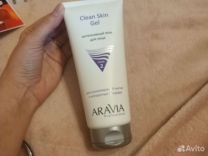 Аппарат д/ультразвуковой чистки лица+ гель aravia