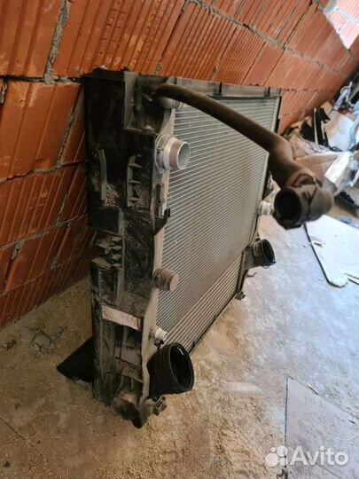 Радиатор на Бмв х5 кузов F15