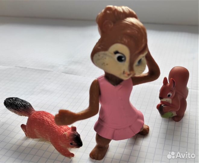 Фигурки белочек 3шт