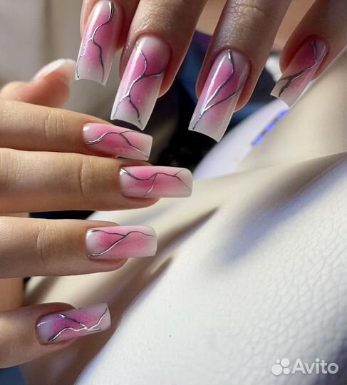 Мастер маникюра