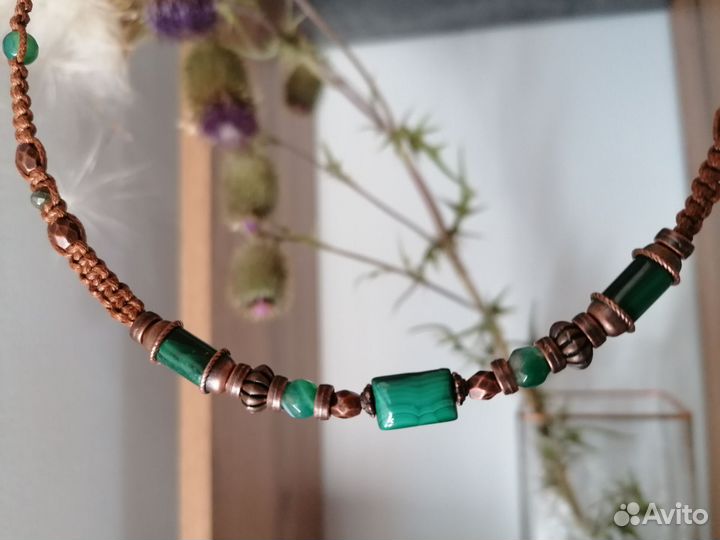 Колье чокер с малахитом
