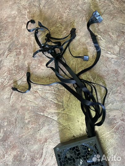 Блок питания для пк 750w Aero Cool