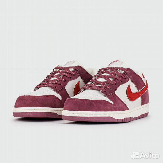 Кроссовки Nike SB Dunk Low