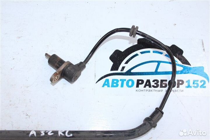 Датчик абс задний левый Nissan Maxima A32 VQ20DE