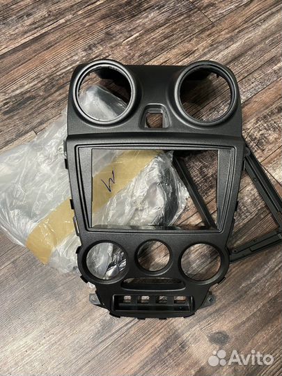 Центральная консоль LADA granta