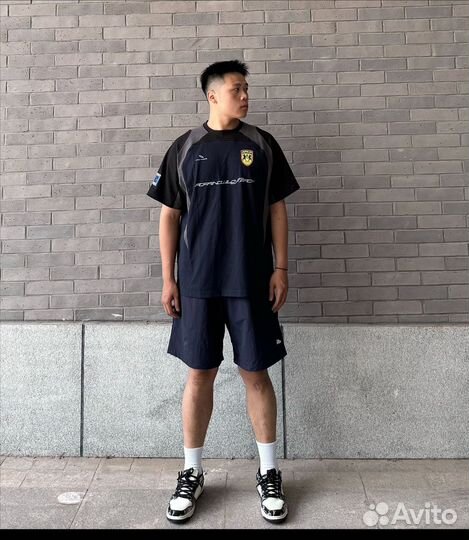 Футболка roaringwild arch, размер L