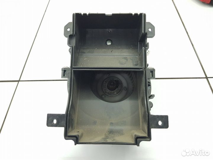 Вентилятор заднего подлокотника (Hyundai Equus)