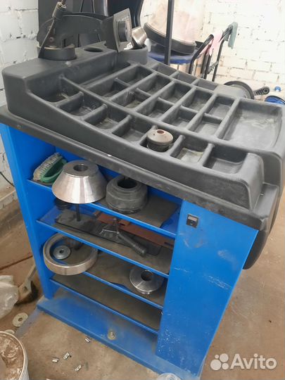 Комплект оборудования для шиномонтажа бу