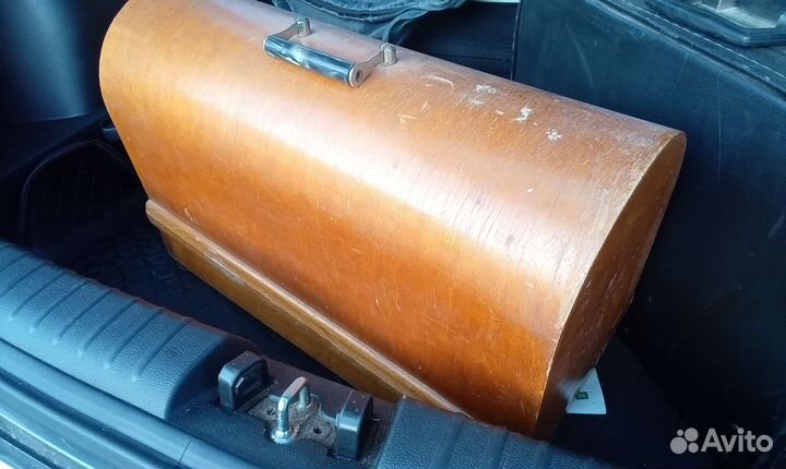 Швейная машинка ручная СССР