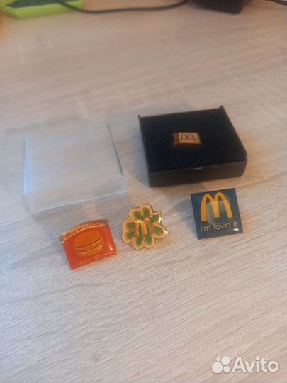 Значки Макдоналдс
