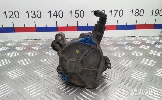 Насос вакуумный ford kuga 1 (LEA24KX01)