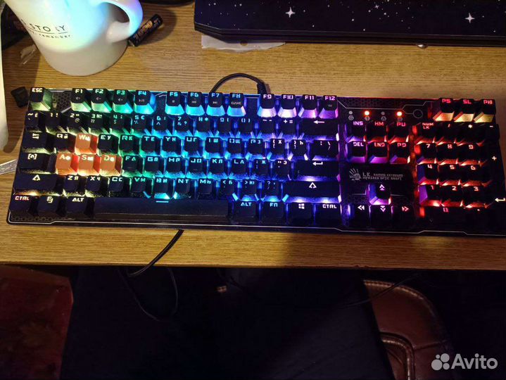 Игровая клавиатура A4 Tech Bloody B810R