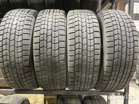 Dunlop Graspic DS3 215/65 R16 99T