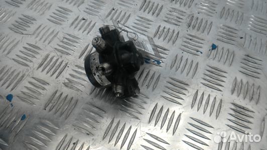 Топливная рампа дизельная ford mondeo 4 (4LV37BB01