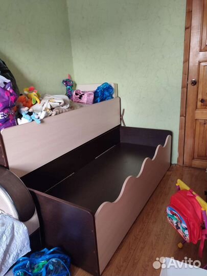 Двухъярусная кровать выдвижная бу