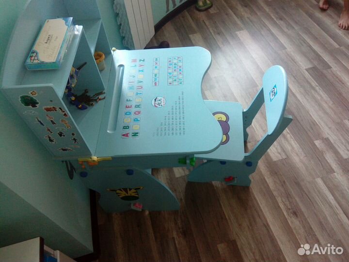 Детская парта