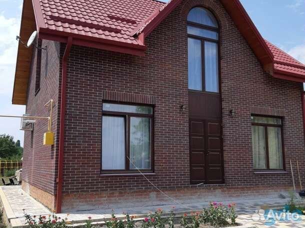 Кирпич коричневый*