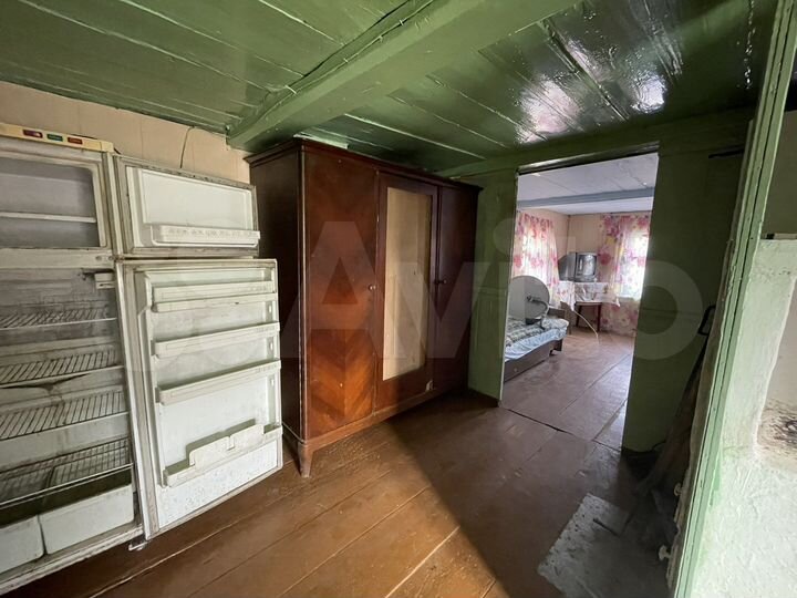 Дом 28,5 м² на участке 10,8 сот.