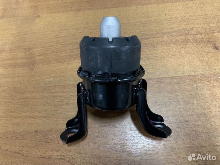 Опора двигателя правая новая Mazda 6 GH