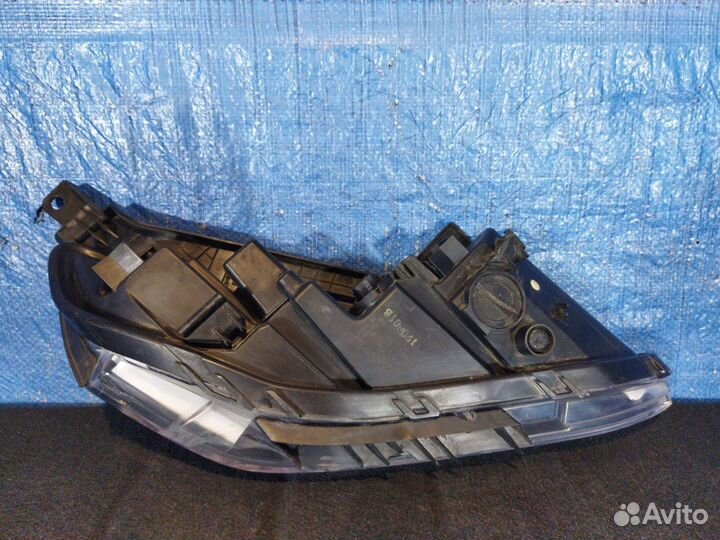 Ходовой огонь левый Santa Fe TM